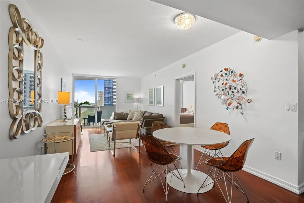 6365 Collins Ave #1705 Miami Beach, FL 33141
