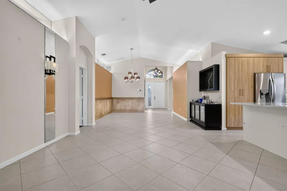 8135 Playa Del Sur Boulevard Lake Worth, FL 33467