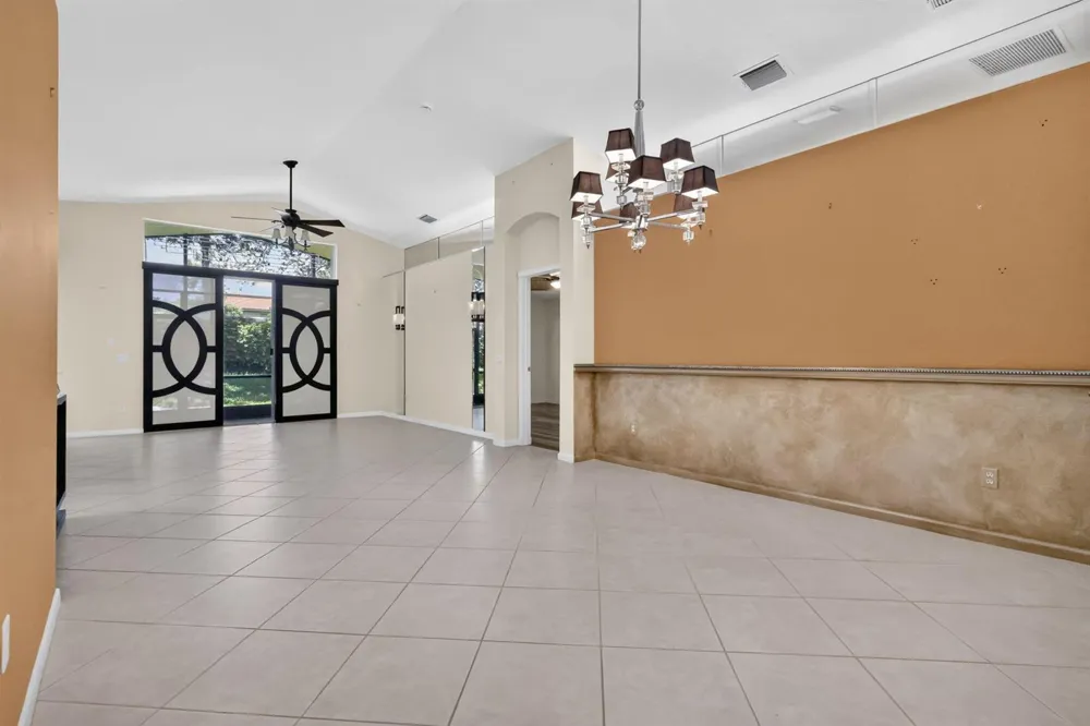 8135 Playa Del Sur Boulevard Lake Worth, FL 33467