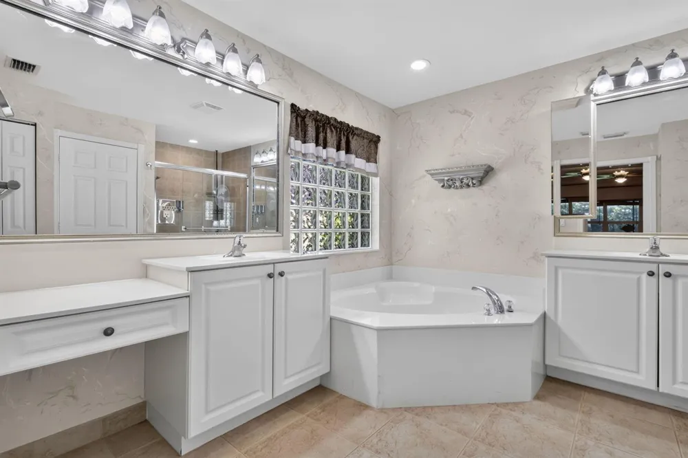 8135 Playa Del Sur Boulevard Lake Worth, FL 33467