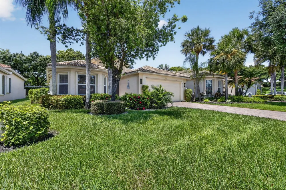 8135 Playa Del Sur Boulevard Lake Worth, FL 33467