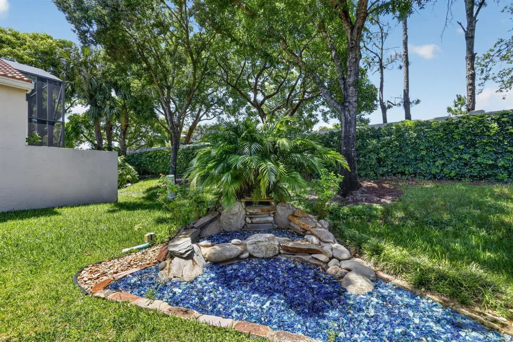 8135 Playa Del Sur Boulevard Lake Worth, FL 33467