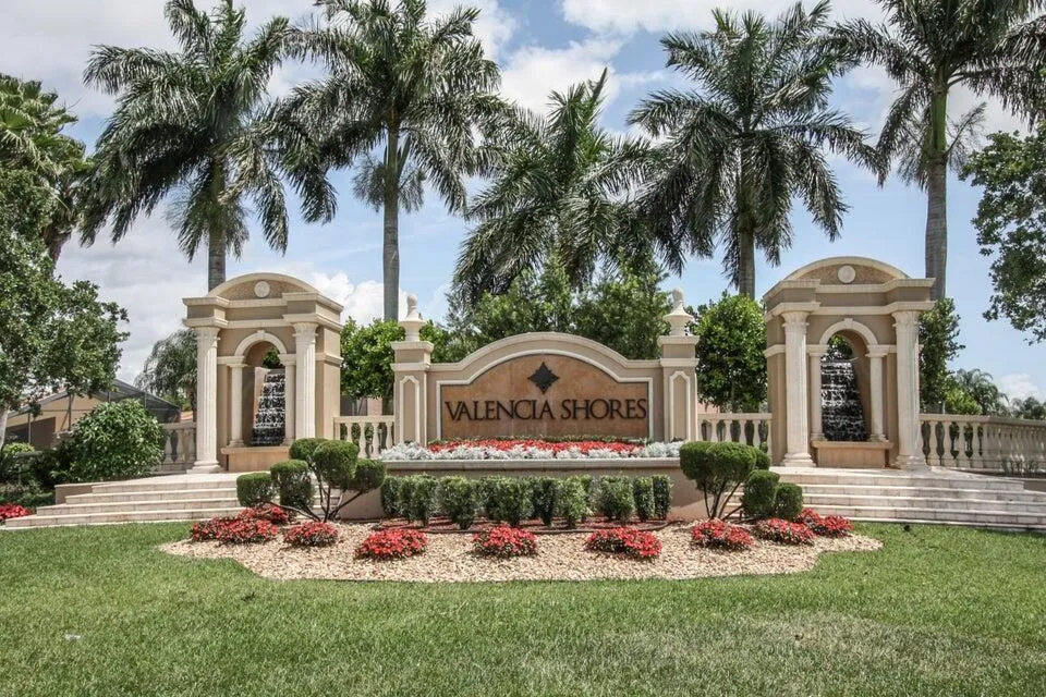 8135 Playa Del Sur Boulevard Lake Worth, FL 33467