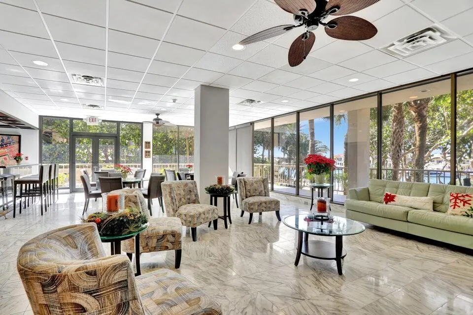 1021 Hillsboro Mile #1108 Hillsboro Beach, FL 33062