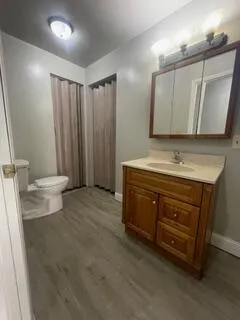 1513 E Oakland Avenue Lansing, MI 48906