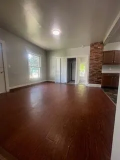1513 E Oakland Avenue Lansing, MI 48906