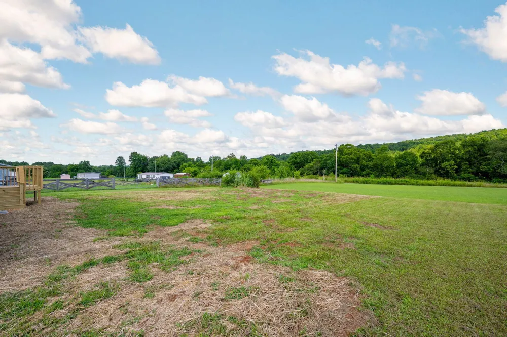 142 Meadow View Pikeville, TN 37367