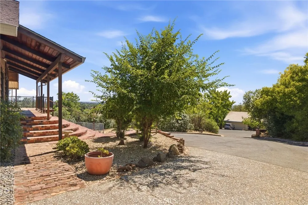10 Serra Monte Drive Oroville, CA 95966