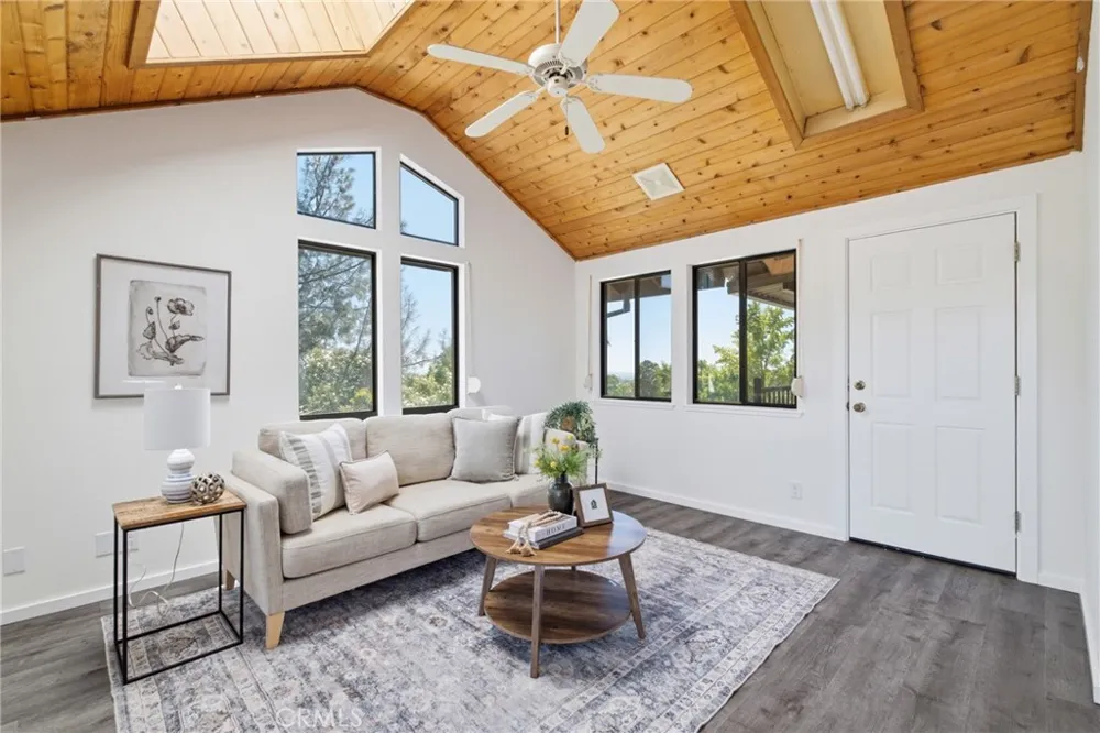 10 Serra Monte Drive Oroville, CA 95966