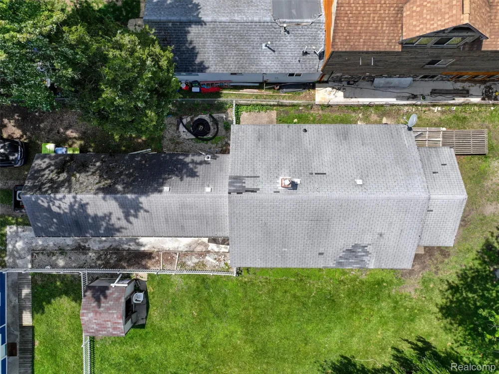 95 Hulbert Street White Lake Charter Township, MI 48386