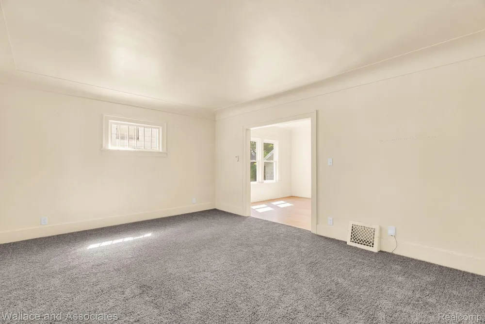 1222 Minnie Street Port Huron City, MI 48060