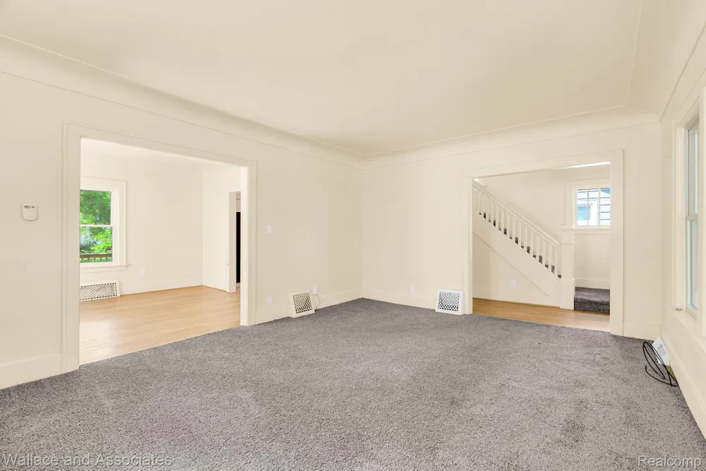 1222 Minnie Street Port Huron City, MI 48060