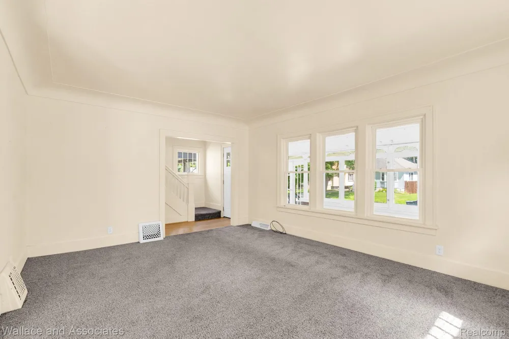 1222 Minnie Street Port Huron City, MI 48060