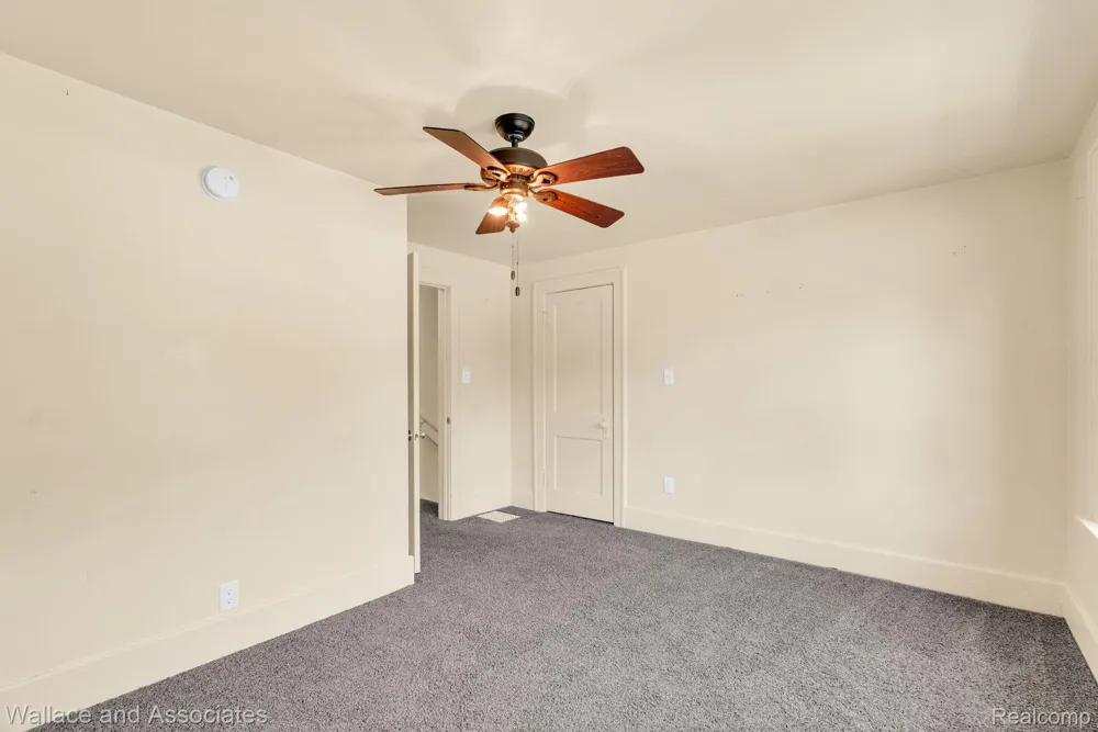 1222 Minnie Street Port Huron City, MI 48060