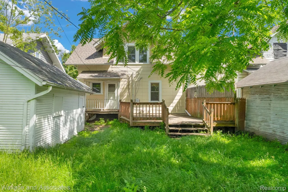 1222 Minnie Street Port Huron City, MI 48060