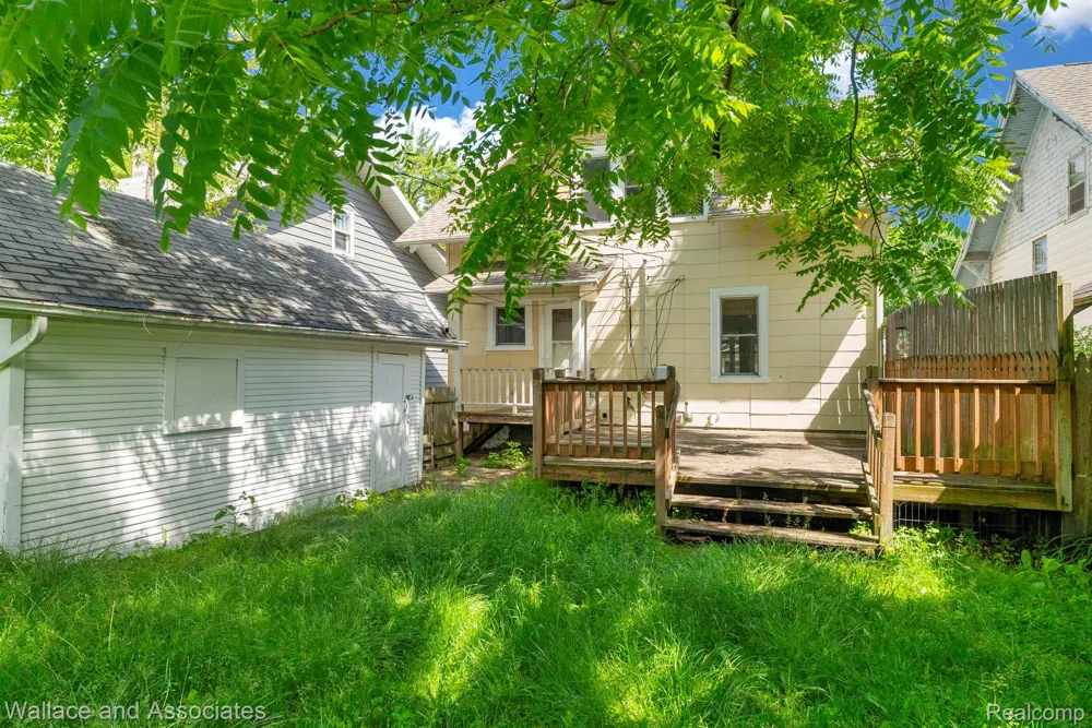 1222 Minnie Street Port Huron City, MI 48060