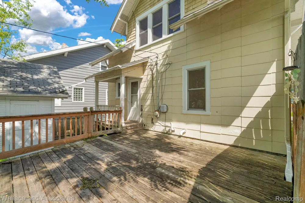 1222 Minnie Street Port Huron City, MI 48060