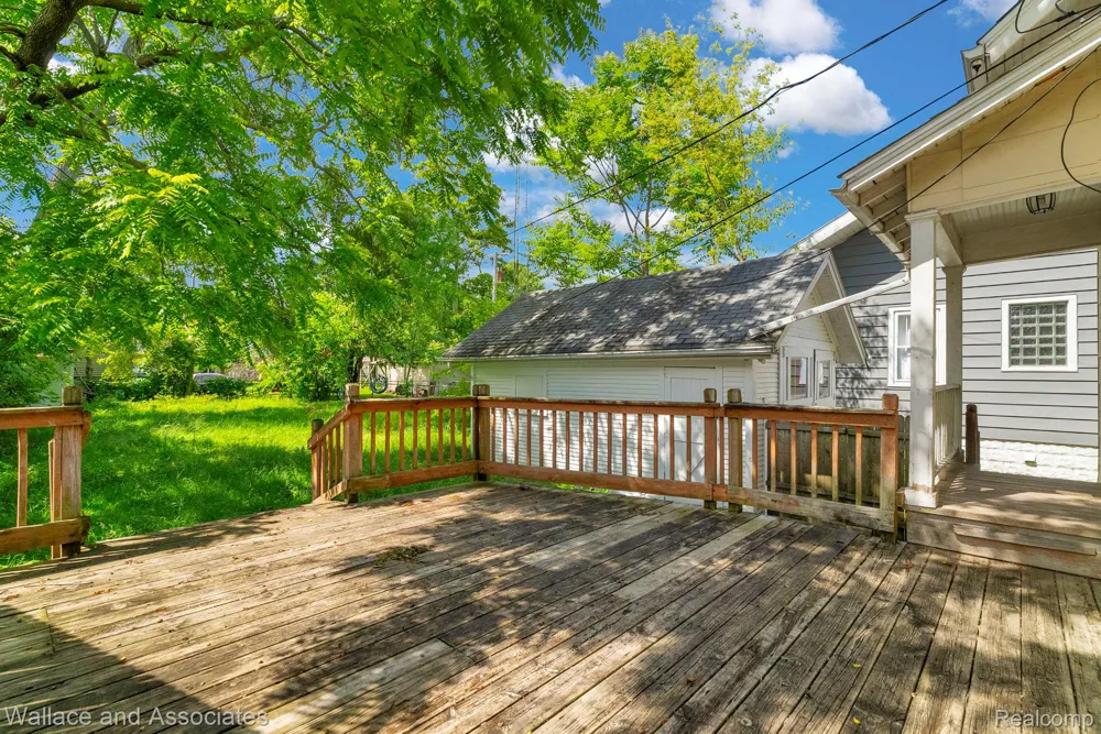 1222 Minnie Street Port Huron City, MI 48060