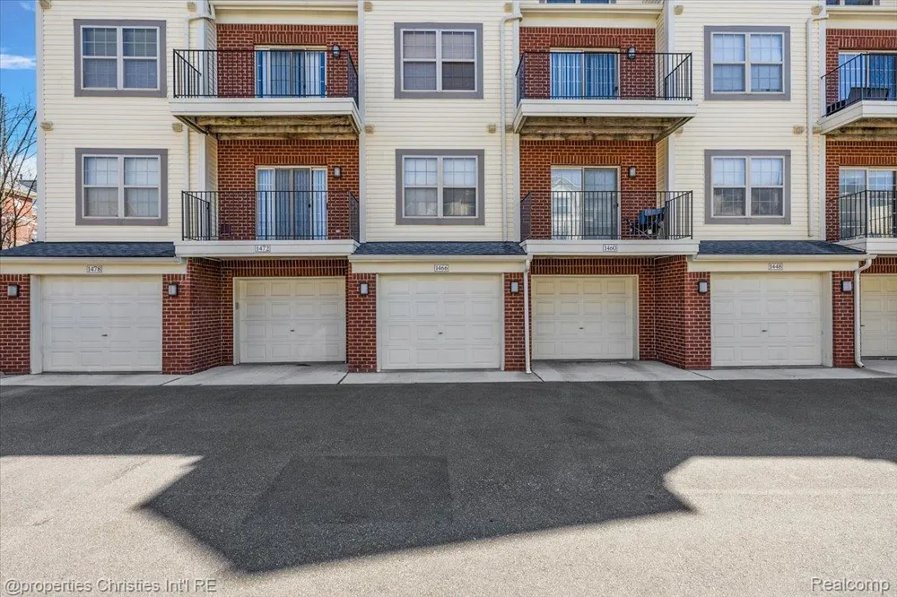 1466 Ashford Court Troy City, MI 48084