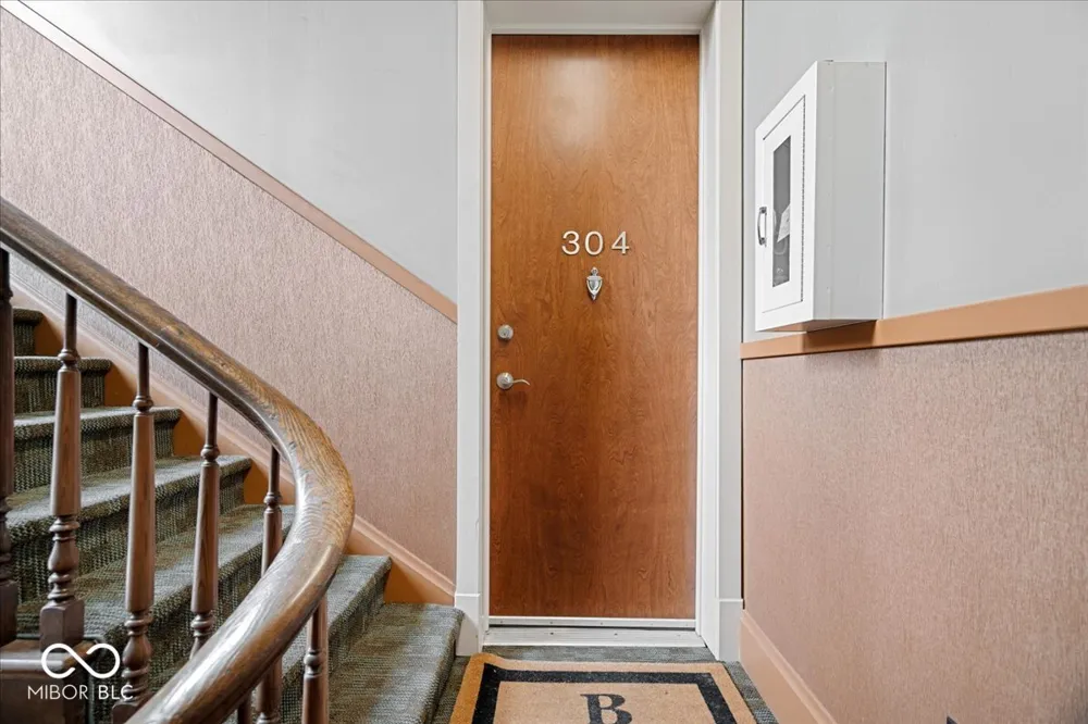 404 E New York Street #304 Indianapolis, IN 46202