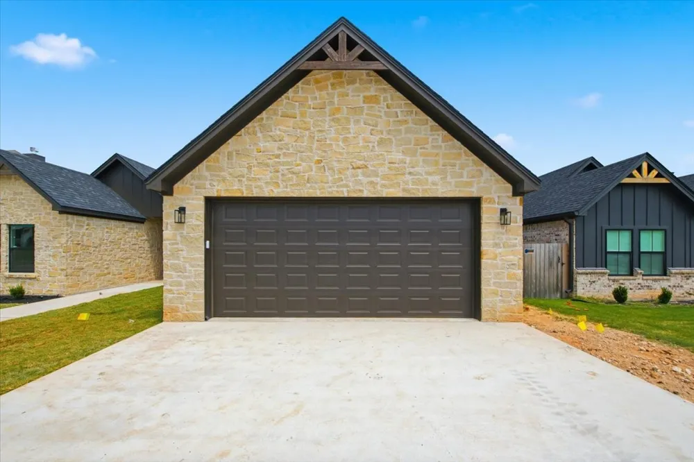 13015 Rainier Drive Woodway, TX 76712