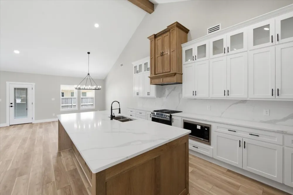 13015 Rainier Drive Woodway, TX 76712