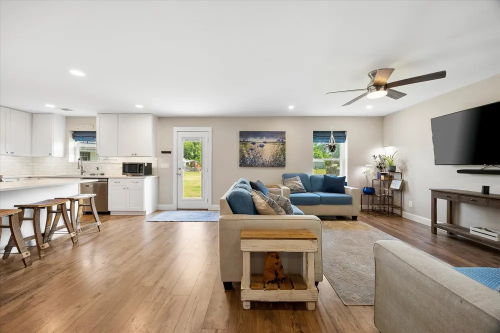 5848 County Road 283 Kaufman, TX 75142