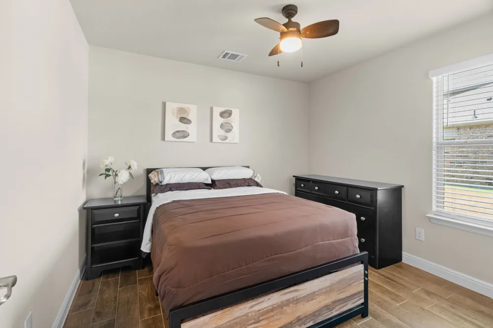 1338 Rolling Meadows Drive Cedar Hill, TX 75104