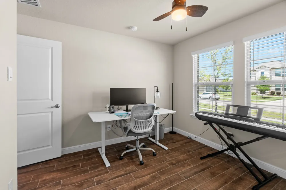 1338 Rolling Meadows Drive Cedar Hill, TX 75104