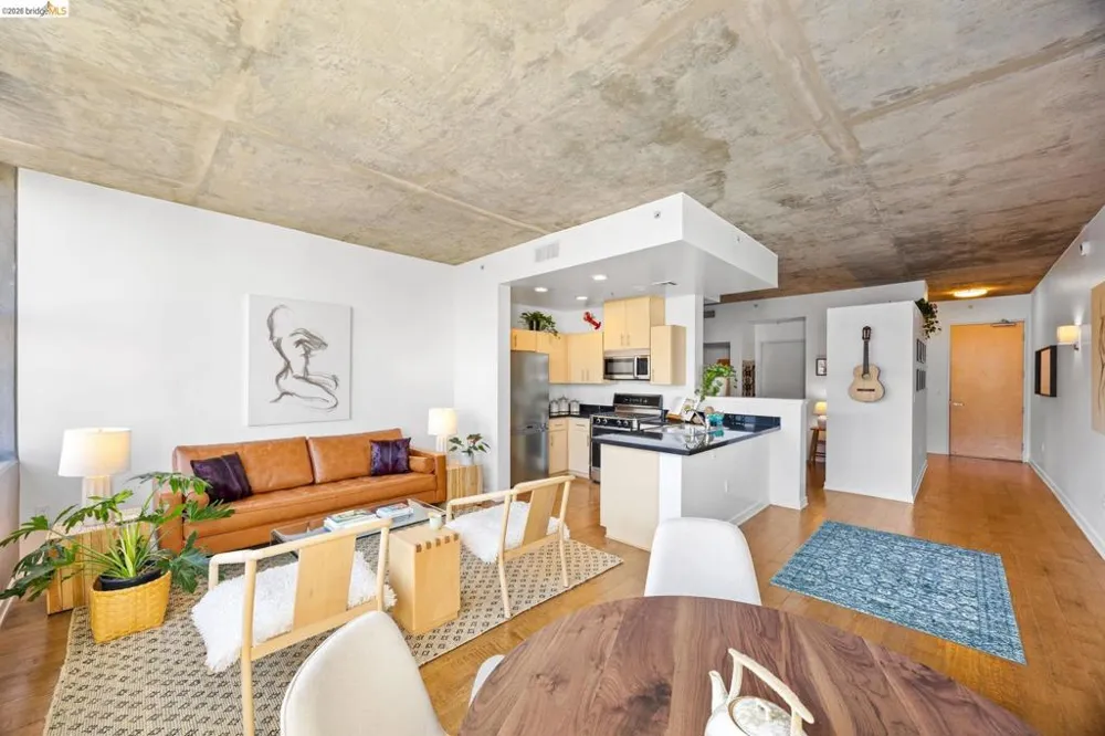 311 2Nd St #714 Oakland, CA 94607