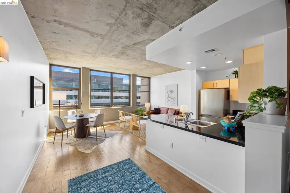 311 2Nd St #714 Oakland, CA 94607