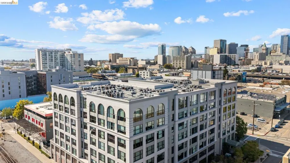 311 2Nd St #714 Oakland, CA 94607