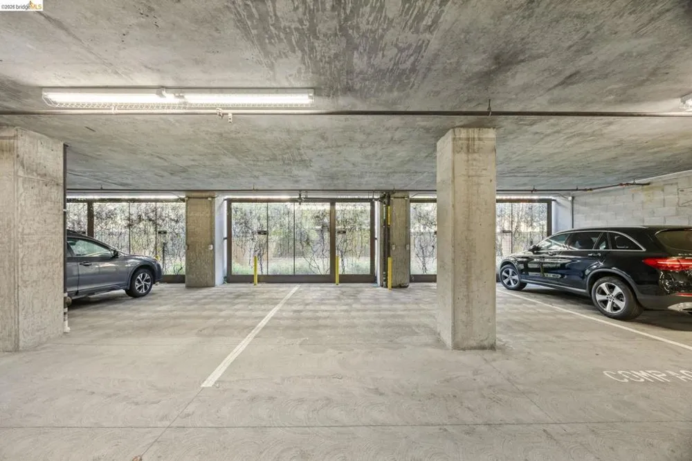 311 2Nd St #714 Oakland, CA 94607