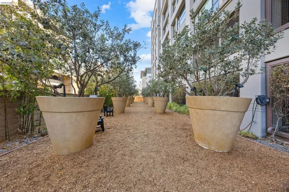 311 2Nd St #714 Oakland, CA 94607