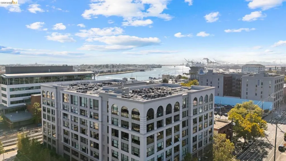 311 2Nd St #714 Oakland, CA 94607
