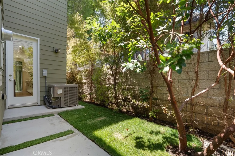 730 Lynn Court Costa Mesa, CA 92627