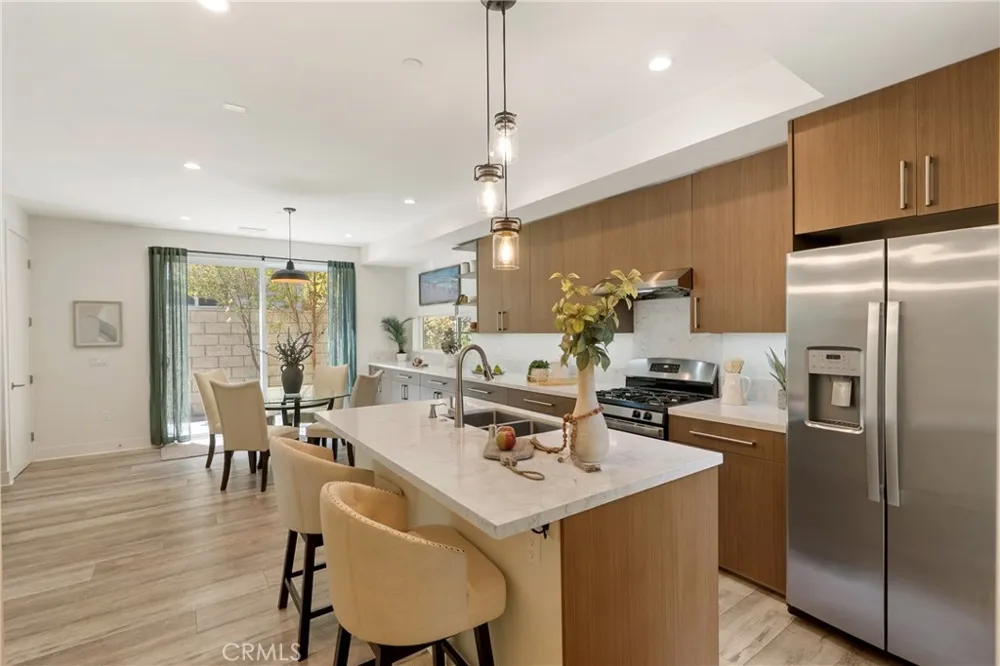 730 Lynn Court Costa Mesa, CA 92627