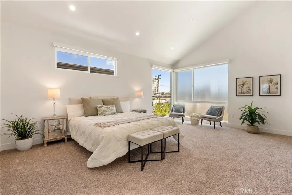 730 Lynn Court Costa Mesa, CA 92627
