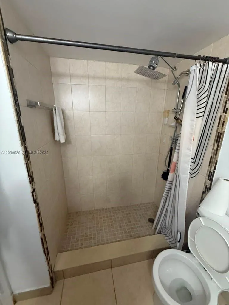 9405 W Flagler St #212D Miami, FL 33174