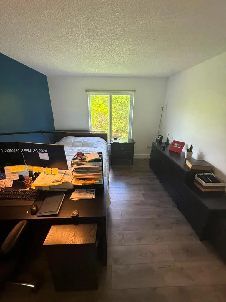 9405 W Flagler St #212D Miami, FL 33174