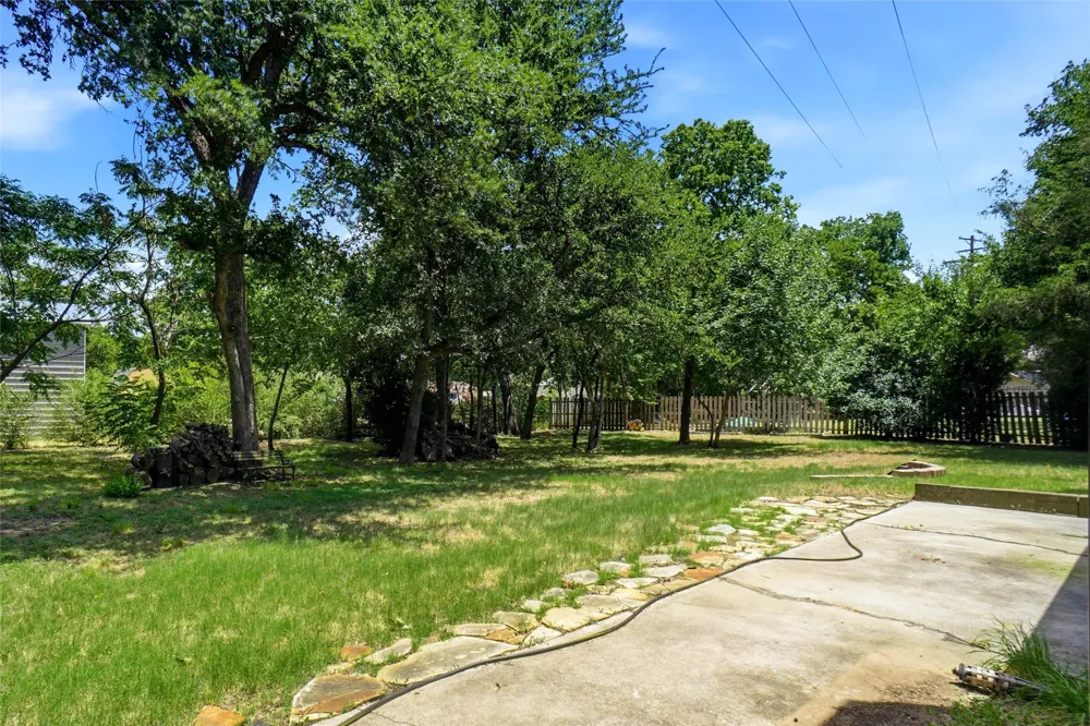 35 Hickory Hills Boulevard Hickory Creek, TX 75065