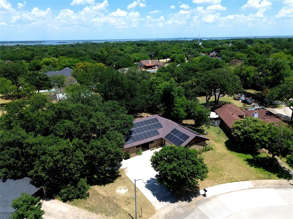 35 Hickory Hills Boulevard Hickory Creek, TX 75065
