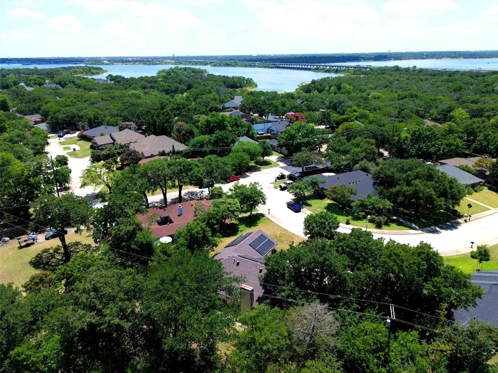 35 Hickory Hills Boulevard Hickory Creek, TX 75065