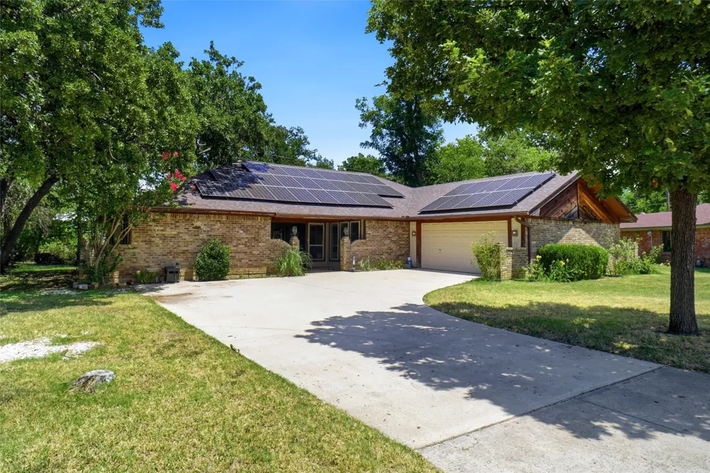 35 Hickory Hills Boulevard Hickory Creek, TX 75065