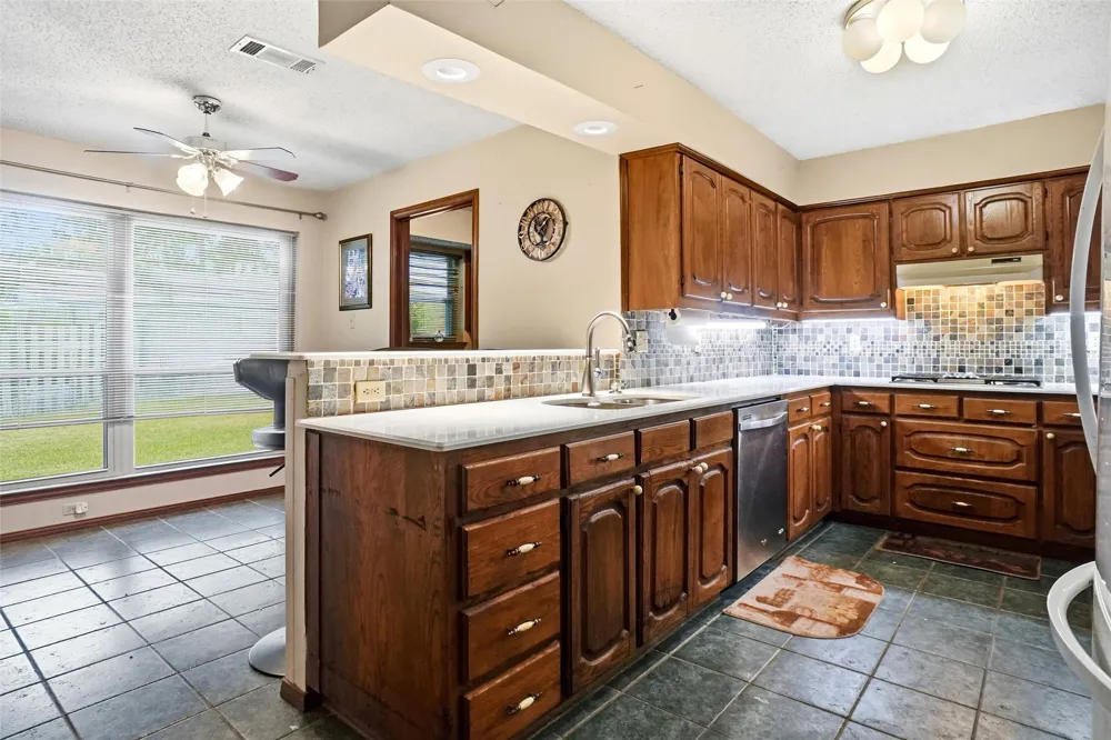 35 Hickory Hills Boulevard Hickory Creek, TX 75065