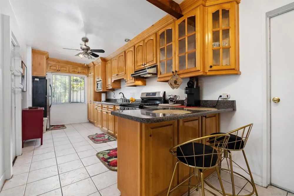 229 E 6th Street National City, CA 91950