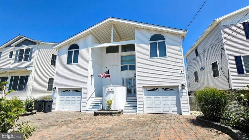 1386 PAUL BOULEVARD Manahawkin, NJ 08050