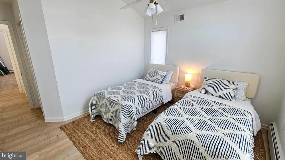 1386 PAUL BOULEVARD Manahawkin, NJ 08050