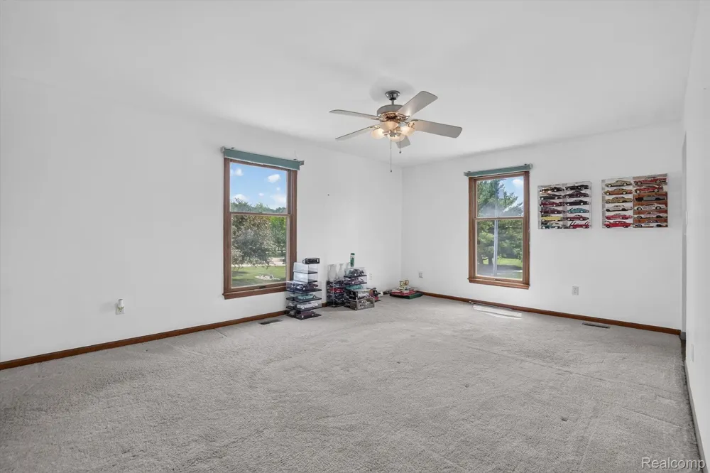 6888 Slawski Drive Handy Township, MI 48836
