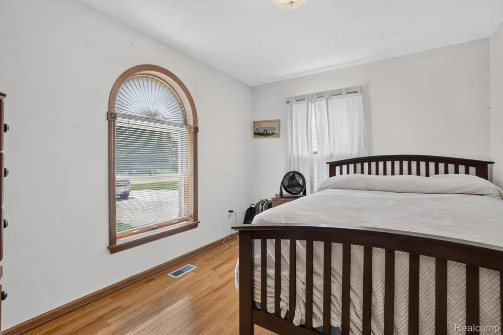 6888 Slawski Drive Handy Township, MI 48836